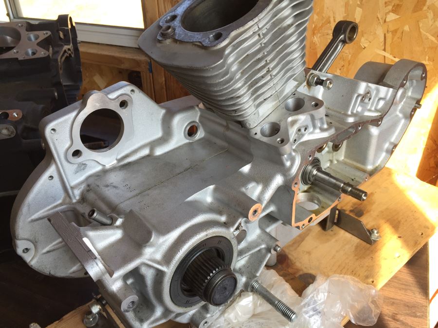 Pair Of Harley Davidson Sportster Engines Unassembled As Is Estimate $1,200 [Photo 14]