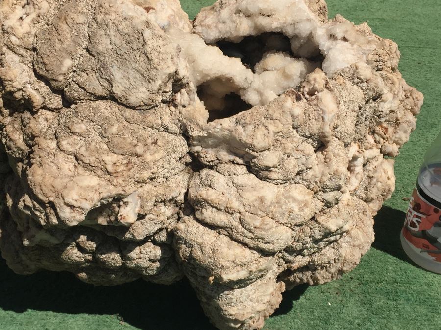 MASSIVE Geode [Photo 7]