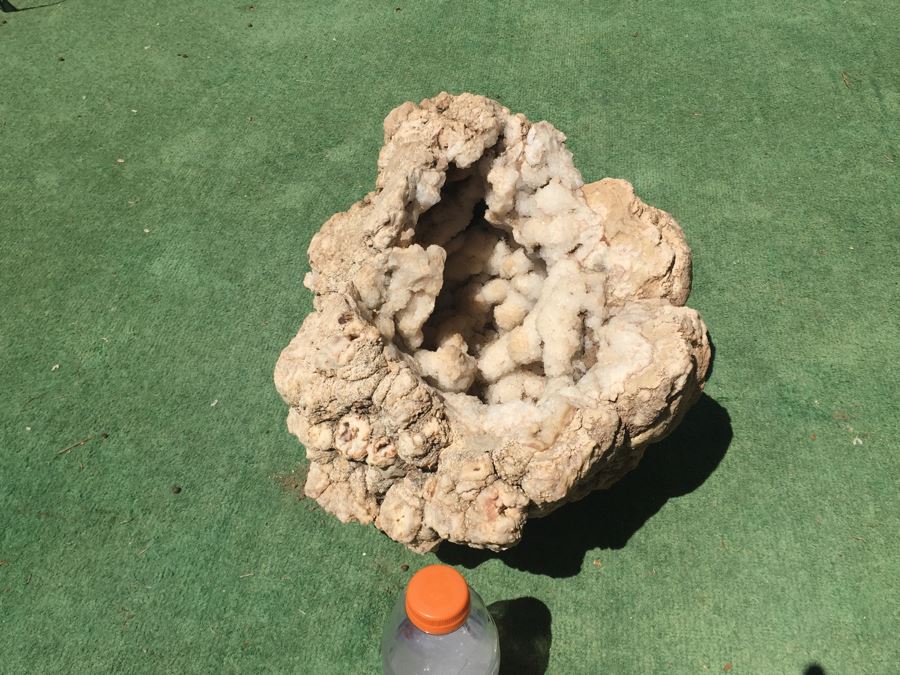 MASSIVE Geode [Photo 12]