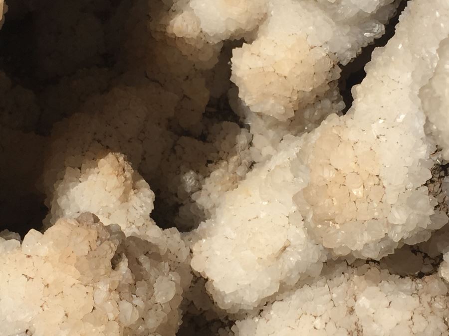 MASSIVE Geode [Photo 9]