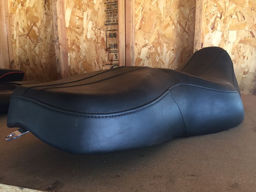 Harley Davidson Motorcycle Seat [Photo 1]