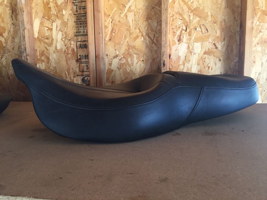 Harley Davidson Motorcycle Seat [Photo 2]