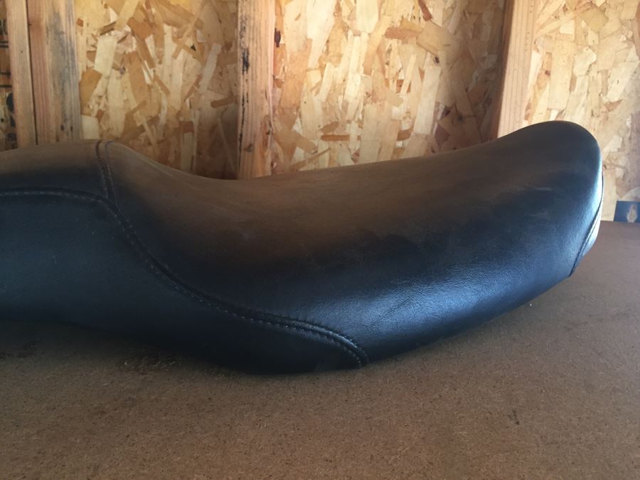 Harley Davidson Sportster Motorcycle Seat [Photo 4]