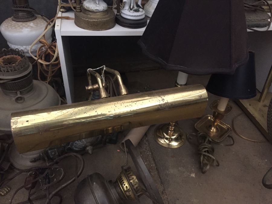 Huge Lamp And Lighting Fixtures Lot [Photo 10]