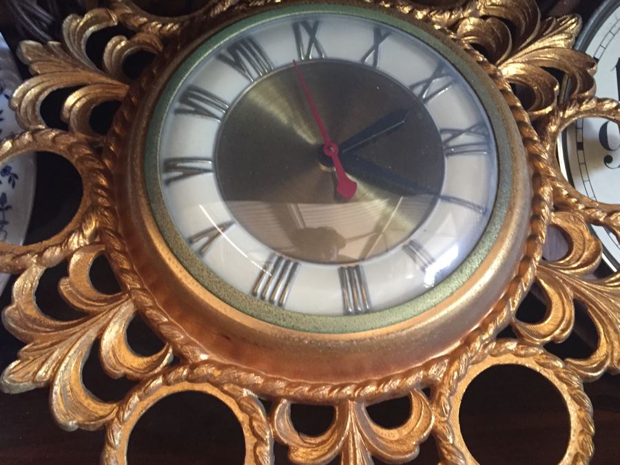 Great Lot Of Interesting Items Includes Wooden Bookcase [Photo 21]