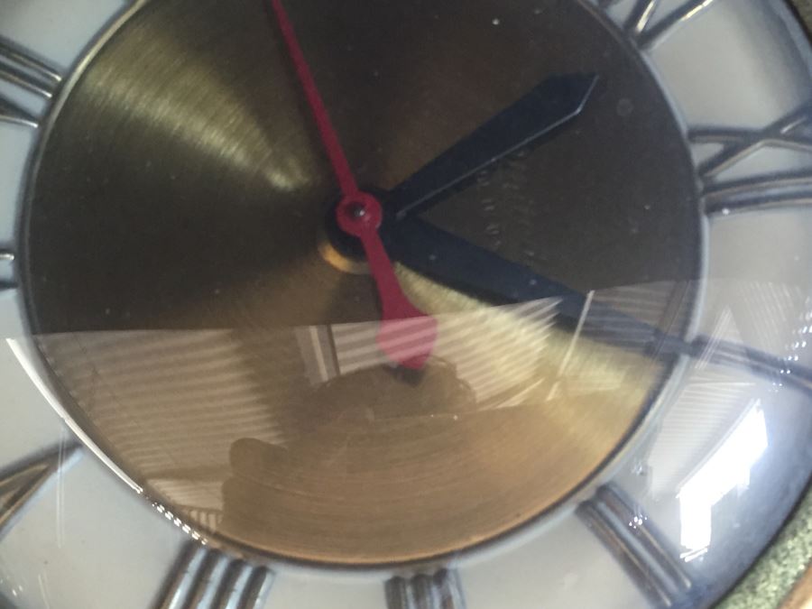 Great Lot Of Interesting Items Includes Wooden Bookcase [Photo 22]