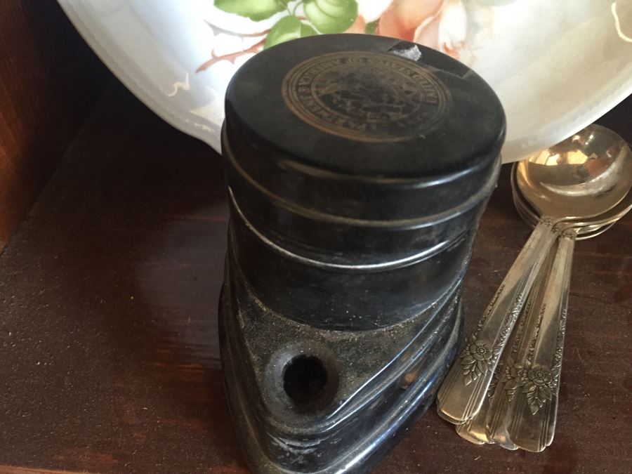 Great Lot Of Interesting Items Includes Wooden Bookcase [Photo 17]