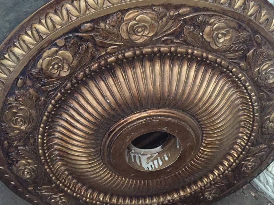 (4) Ceiling Medallions [Photo 5]