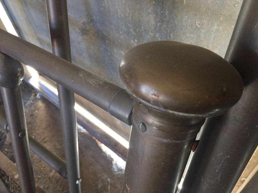 Antique Copper Full Size Bed With Cast Iron Rails [Photo 5]