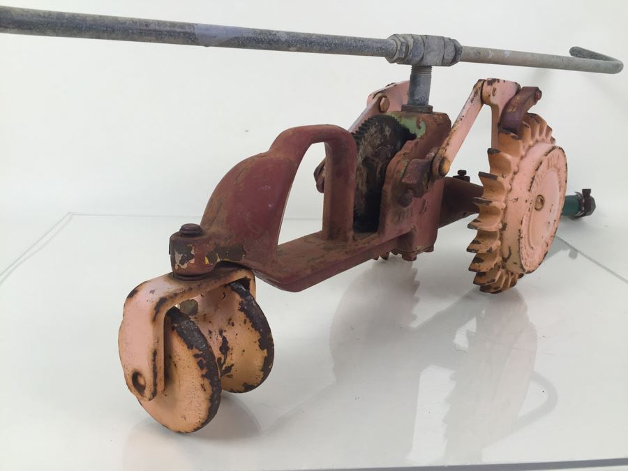 Vintage National Walking Lawn Spinkler Model A5 Heavy Cast Iron [Photo 9]