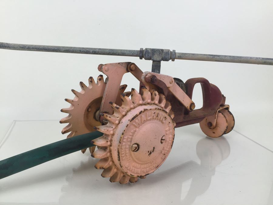 Vintage National Walking Lawn Spinkler Model A5 Heavy Cast Iron [Photo 14]