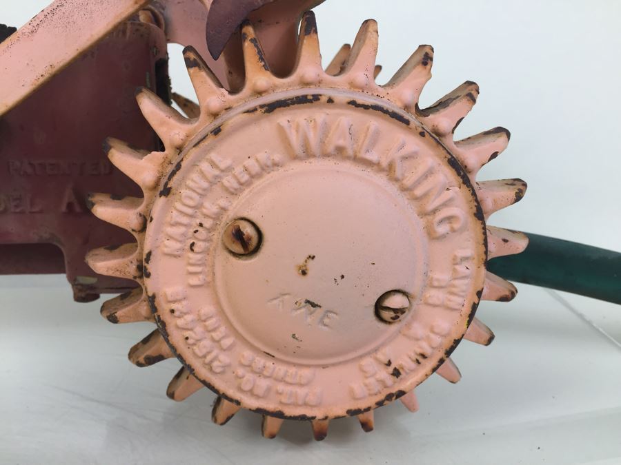 Vintage National Walking Lawn Spinkler Model A5 Heavy Cast Iron [Photo 2]