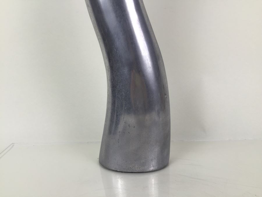 Large Metal Sculpture [Photo 3]