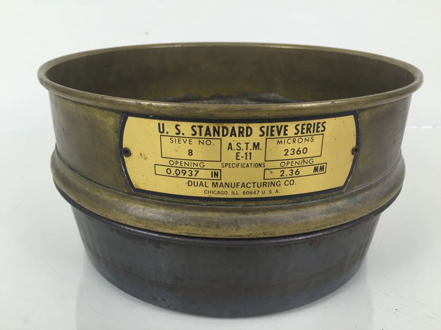 U.S. Standard Sieve Series Dual Manufacturing Co. [Photo 4]