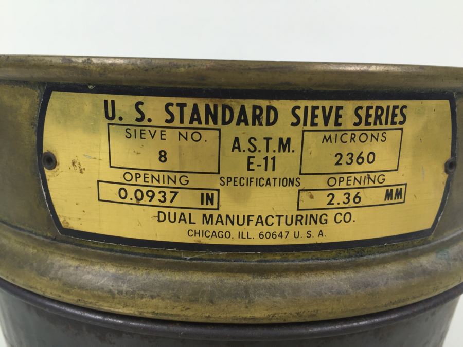 U.S. Standard Sieve Series Dual Manufacturing Co. [Photo 2]