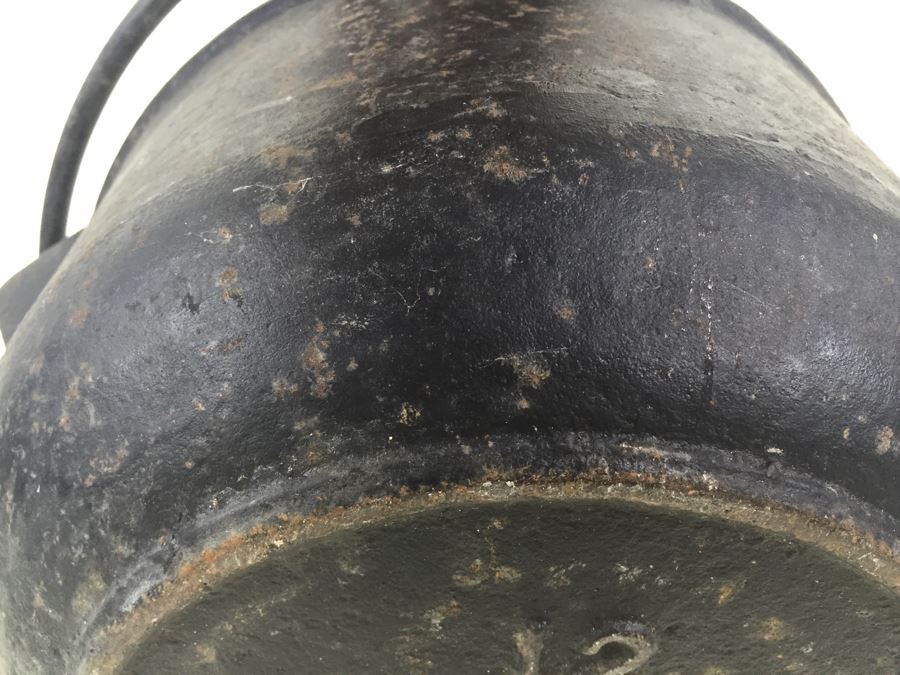 Large Cast Iron Pot With Spout And Handle Marked 12 [Photo 3]