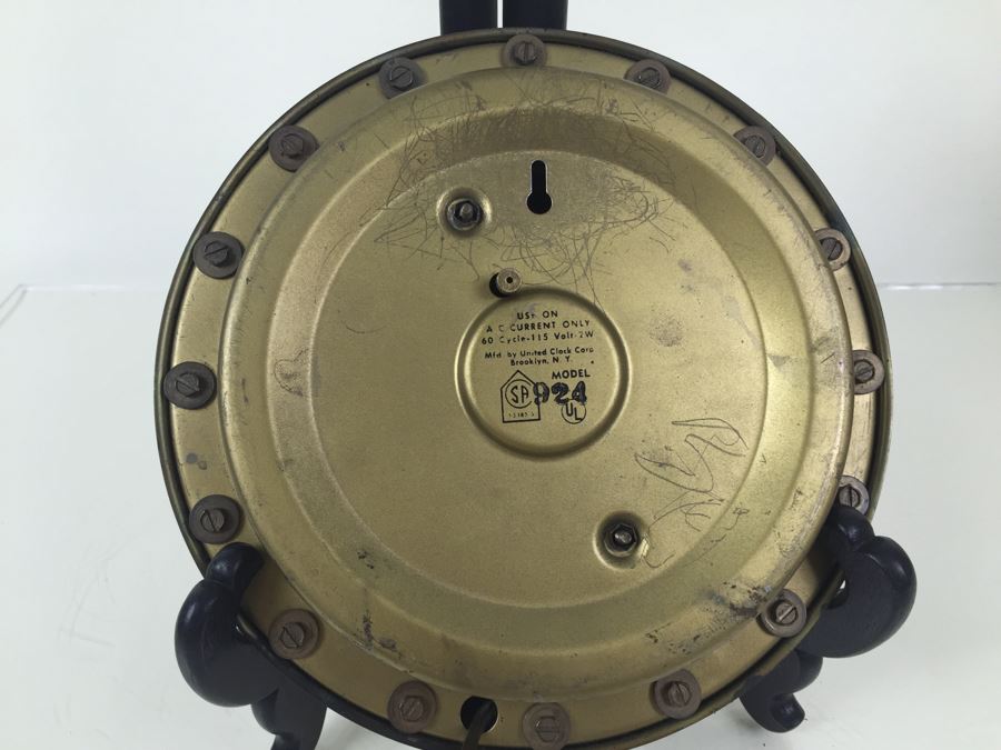 Vintage Electric Wall Clock By United Clock Corp Model 924 Working [Photo 7]