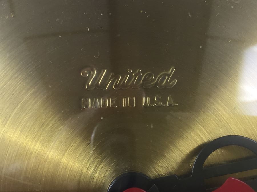 Vintage Electric Wall Clock By United Clock Corp Model 924 Working [Photo 2]