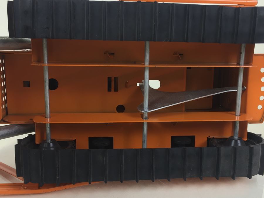 Vintage Mid-Century Tonka Orange Giant Bulldozer Near Mint With Some Paint Chips [Photo 17]