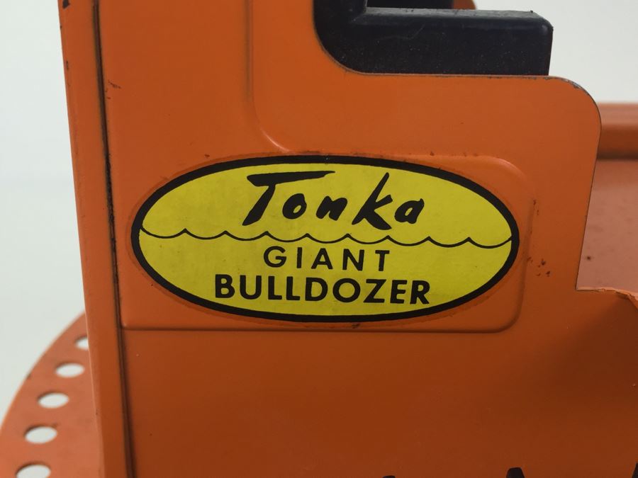 Vintage Mid-Century Tonka Orange Giant Bulldozer Near Mint With Some Paint Chips [Photo 3]