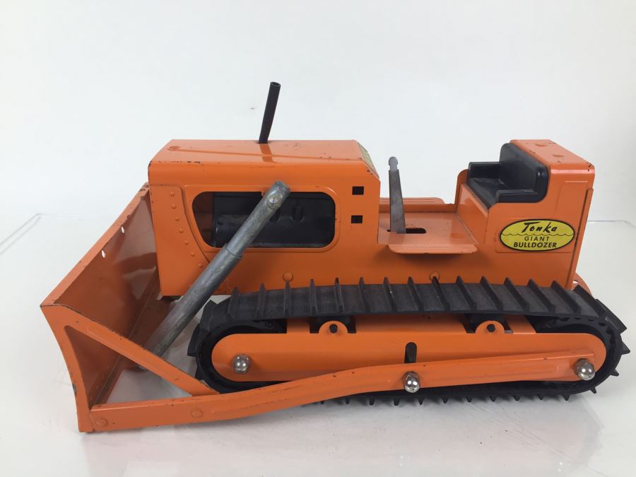 Vintage Mid-Century Tonka Orange Giant Bulldozer Near Mint With Some Paint Chips [Photo 12]