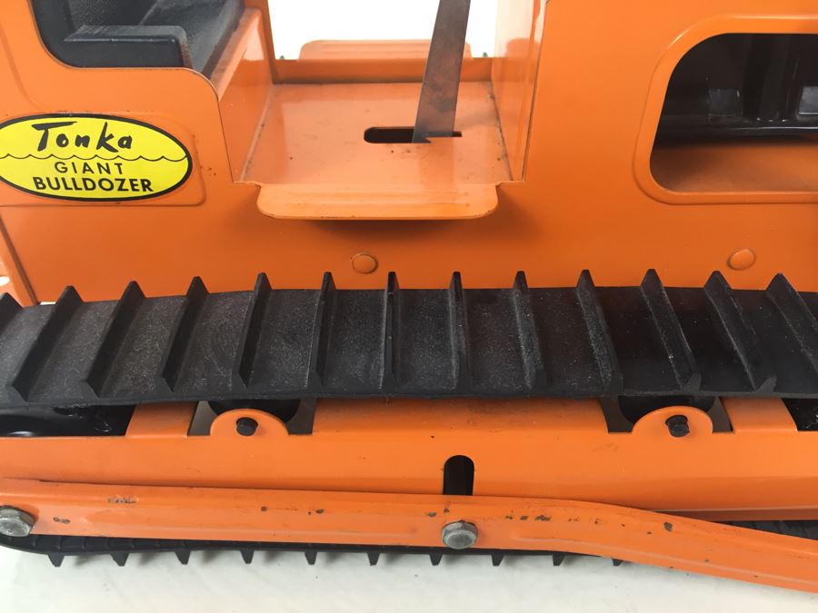 Vintage Mid-Century Tonka Orange Giant Bulldozer Near Mint With Some Paint Chips [Photo 7]