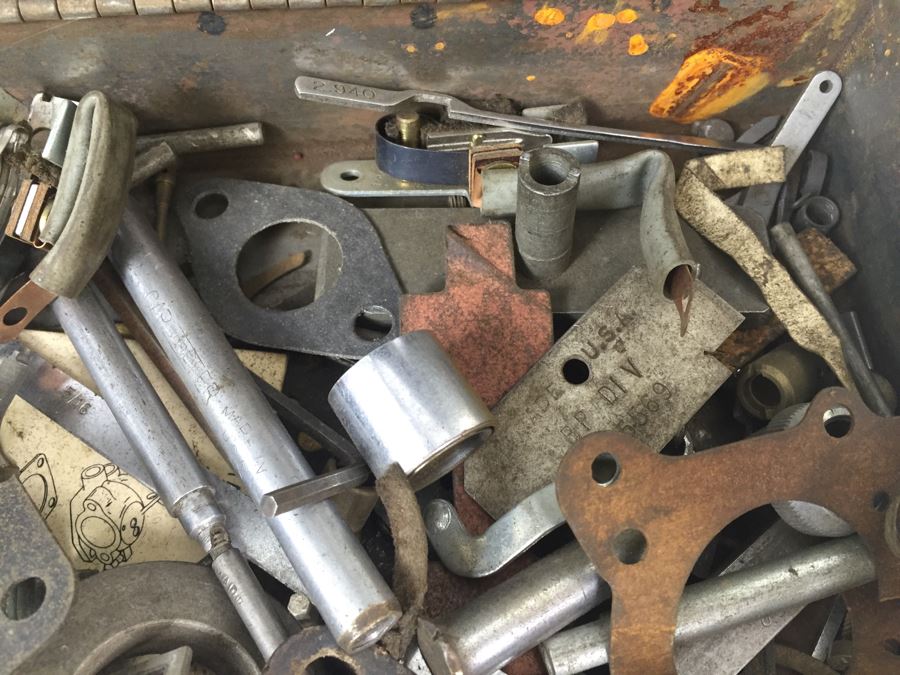 Vintage Metal Tool Box 'Carbureter' By Carter Carburetor Corporation Filled With Old Automotive Tools [Photo 19]