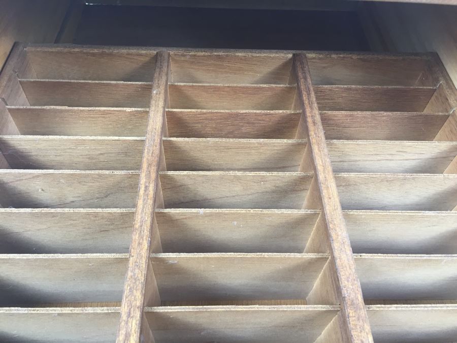 Custom Wooden Storage Box [Photo 8]