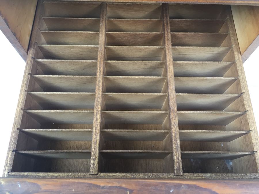 Custom Wooden Storage Box [Photo 9]