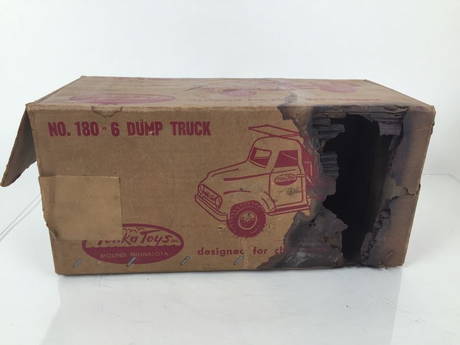 Vintage Mid-Century Tonka Dump Truck With Box [Photo 21]