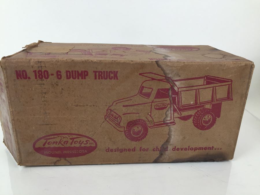 Vintage Mid-Century Tonka Dump Truck With Box [Photo 20]