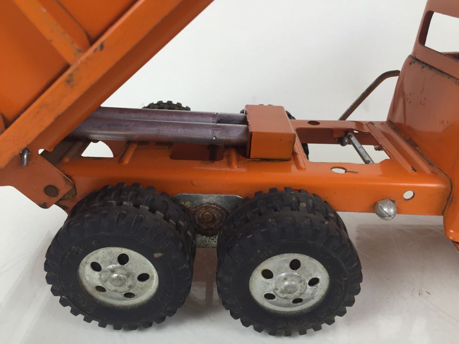 Vintage Tonka Toys Mid-Century Orange Big Mike Dual Hydraulic State Hi-Way Dept Dump Truck [Photo 11]