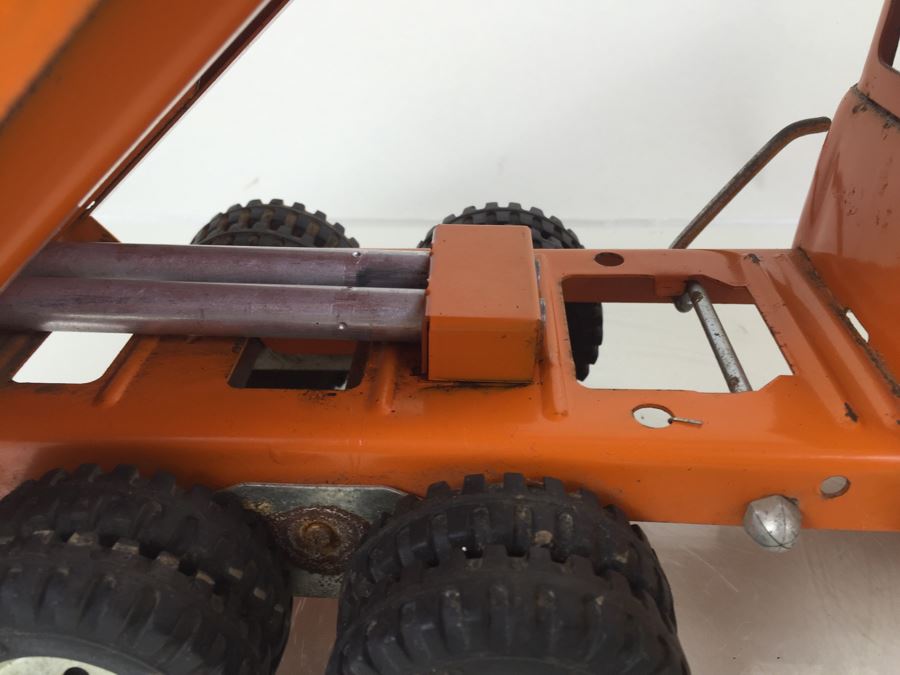 Vintage Tonka Toys Mid-Century Orange Big Mike Dual Hydraulic State Hi-Way Dept Dump Truck [Photo 10]