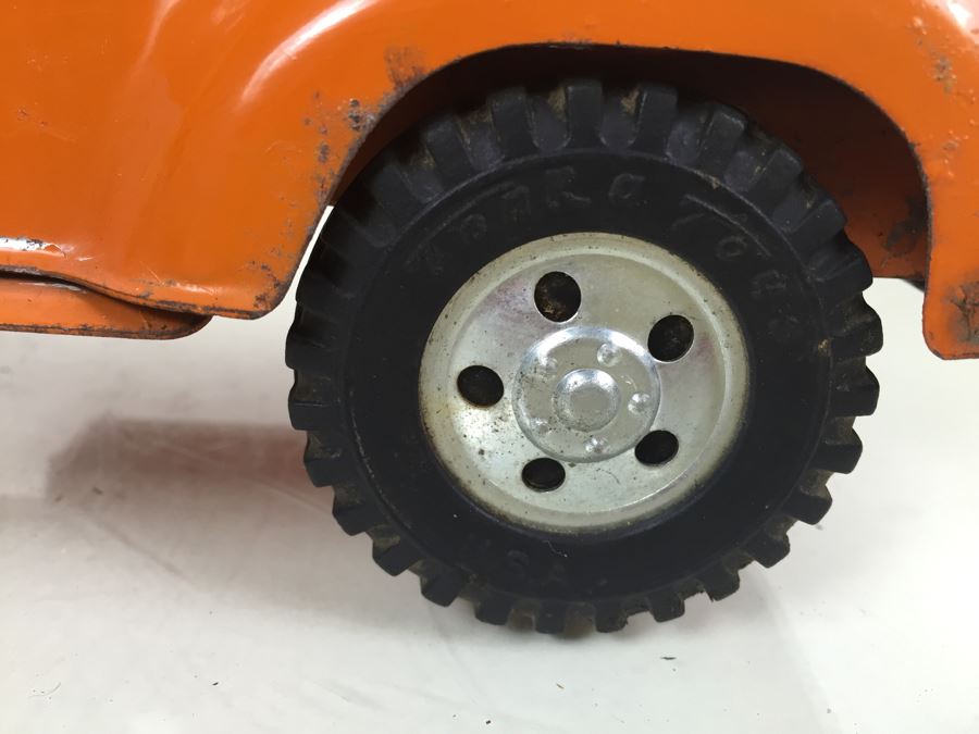 Vintage Tonka Toys Mid-Century Orange Big Mike Dual Hydraulic State Hi-Way Dept Dump Truck [Photo 9]
