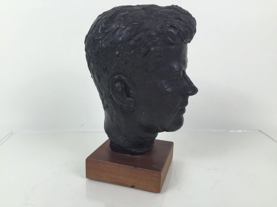 Vintage 1964 John F Kennedy JFK Bust Head by Austin Productions [Photo 3]