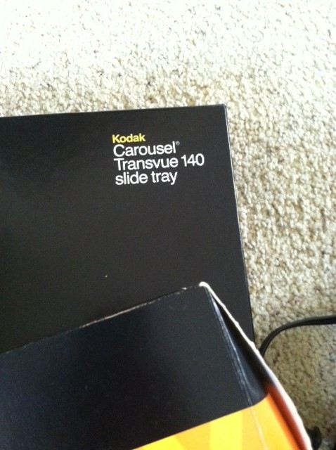 Kodak 4400 Slide Projector with Manual [Photo 5]