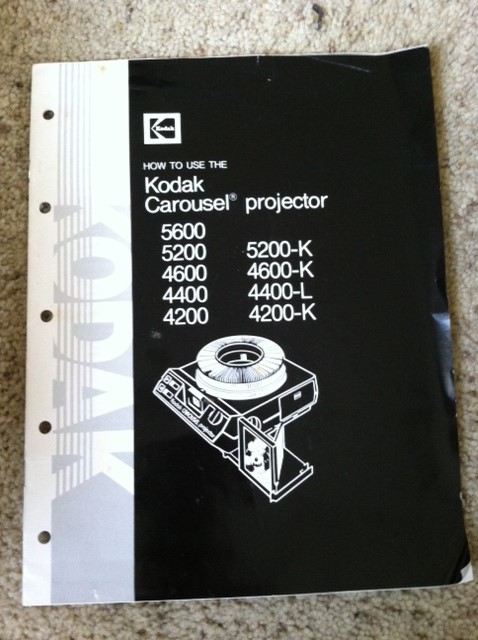 Kodak 4400 Slide Projector with Manual [Photo 6]