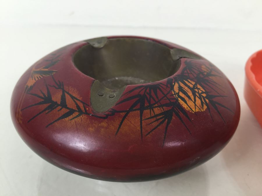 Pair Of Vintage Ashtrays [Photo 2]