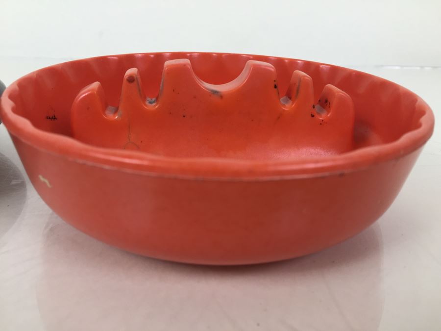 Pair Of Vintage Ashtrays [Photo 3]