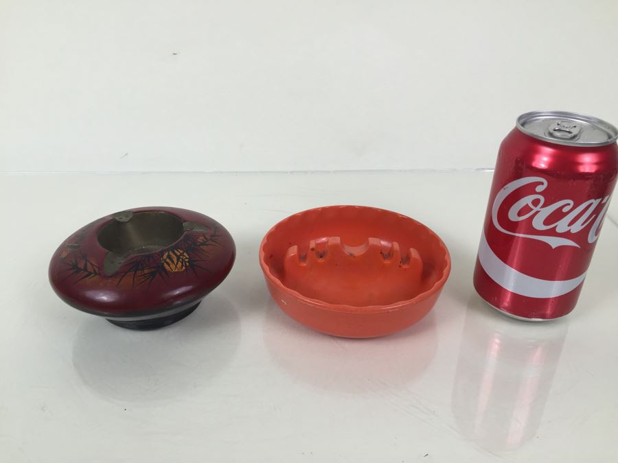 Pair Of Vintage Ashtrays [Photo 4]