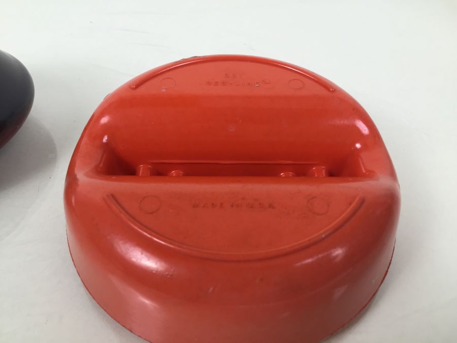 Pair Of Vintage Ashtrays [Photo 11]