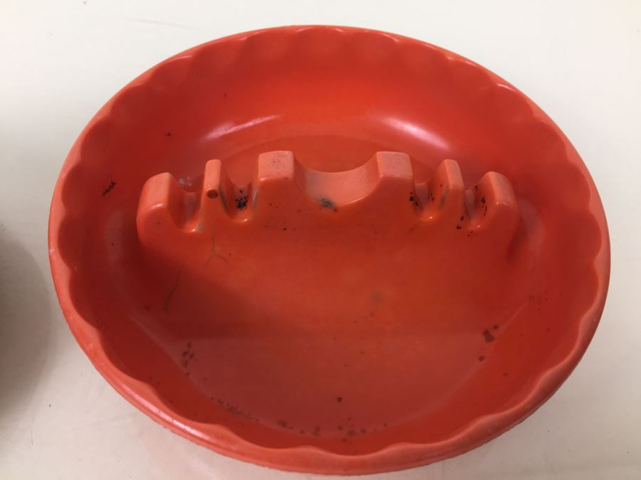 Pair Of Vintage Ashtrays [Photo 10]