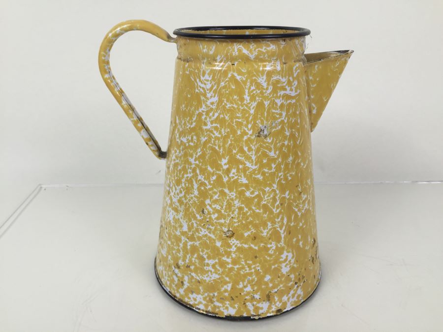 Vintage Yellow Graniteware Pitcher [Photo 4]