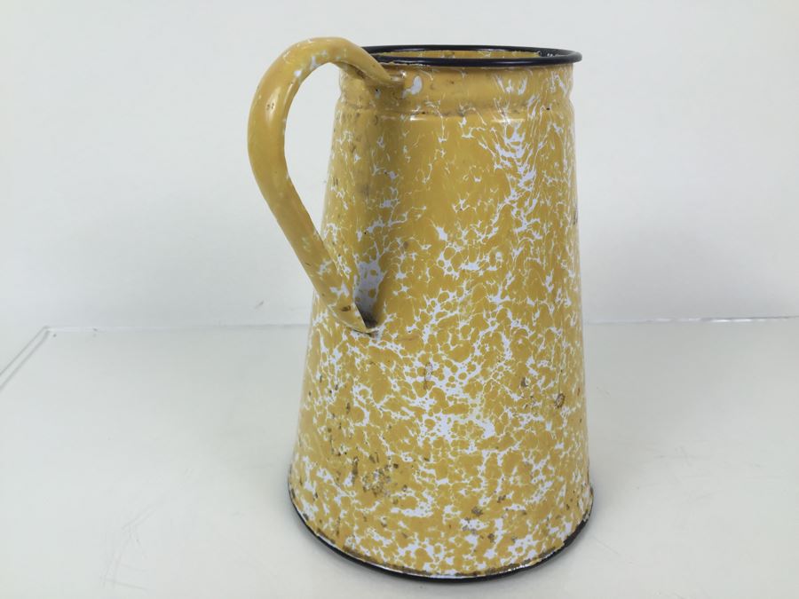 Vintage Yellow Graniteware Pitcher [Photo 2]