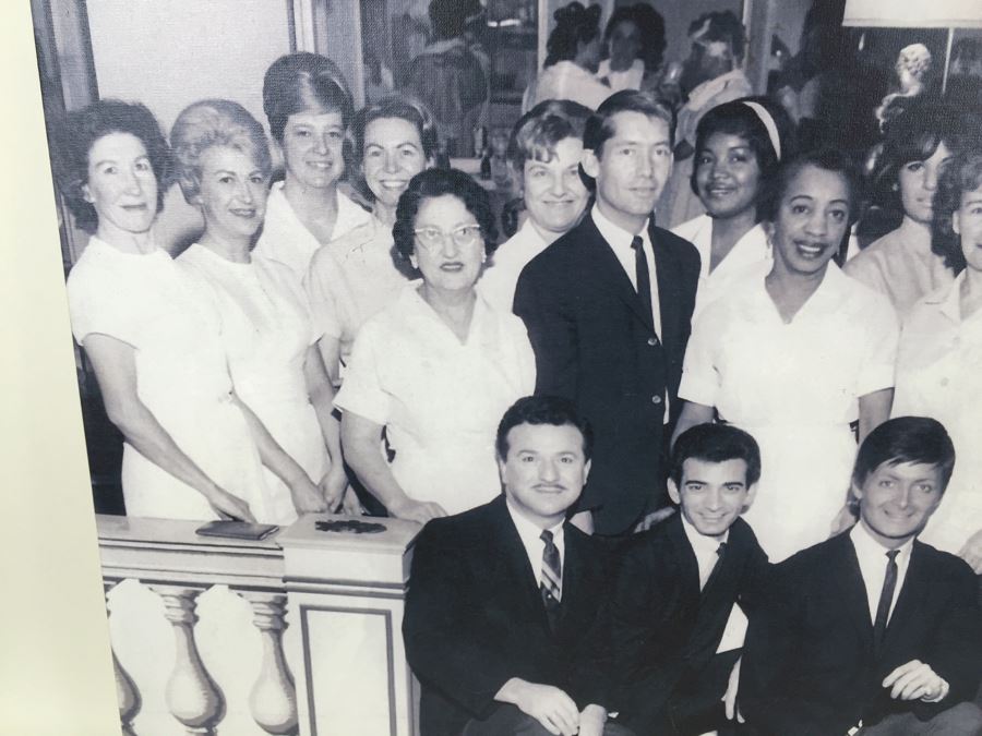 Mid-Century Canvas Photo Showing Staff Of Beauty Salons In San Francisco [Photo 6]