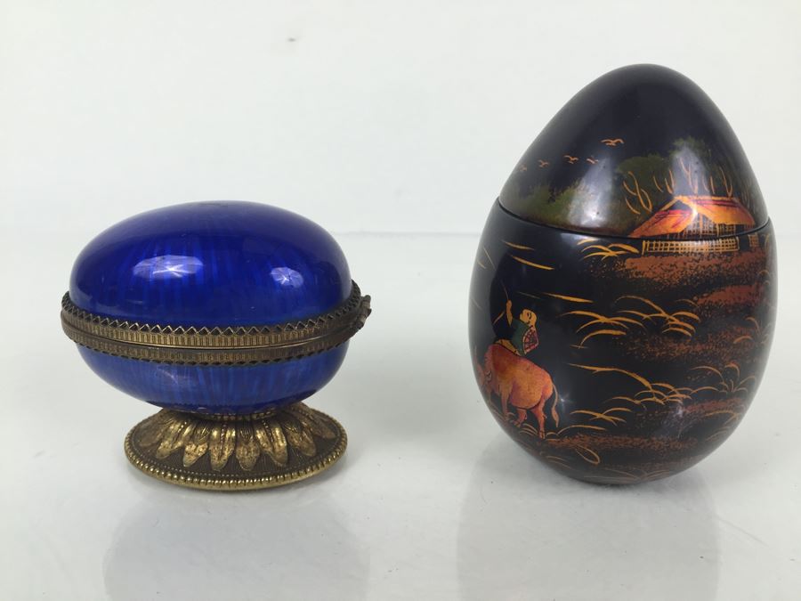 Vintage Evans Egg And Hand Painted Lacquer Egg