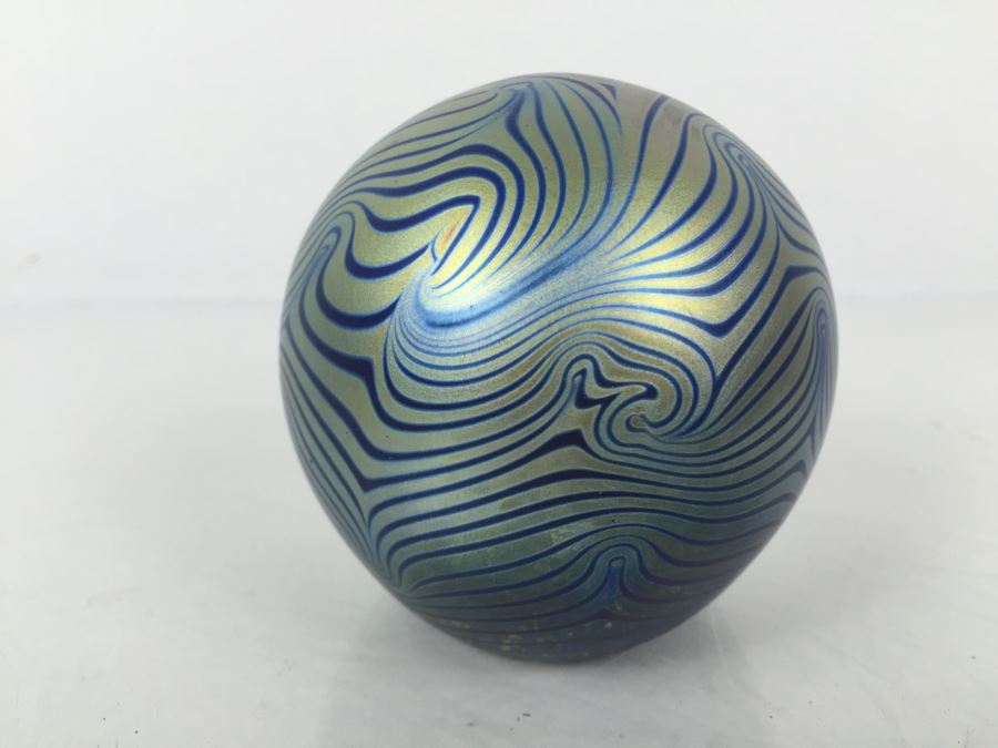 Stunning Eickholt Art Glass Paperweight Signed 1984 Irridized Feather Pulled Estimate $150 [Photo 6]