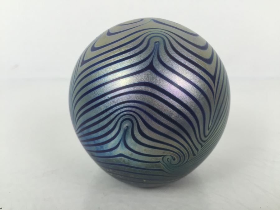 Stunning Eickholt Art Glass Paperweight Signed 1984 Irridized Feather Pulled Estimate $150 [Photo 1]