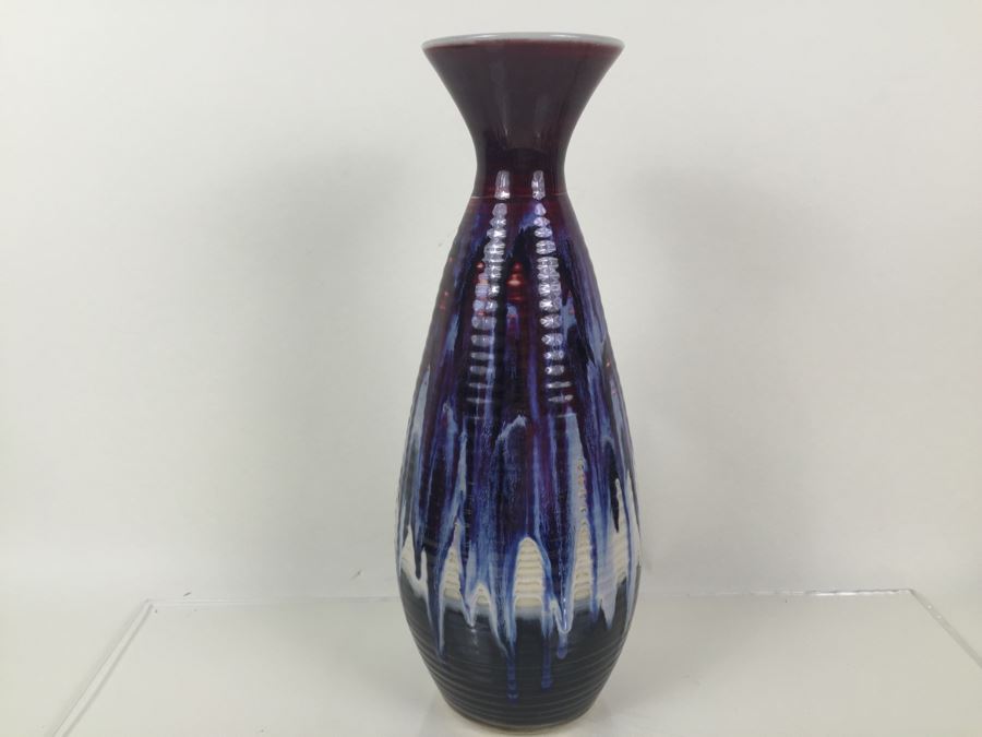 Tall Decorator Mid-Century Style Vase [Photo 9]