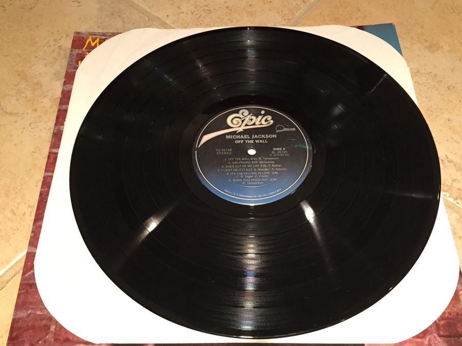 Michael Jackson ‎- Off The Wall - Epic ‎- FE 35745 Gatefold Vinyl Record [Photo 9]